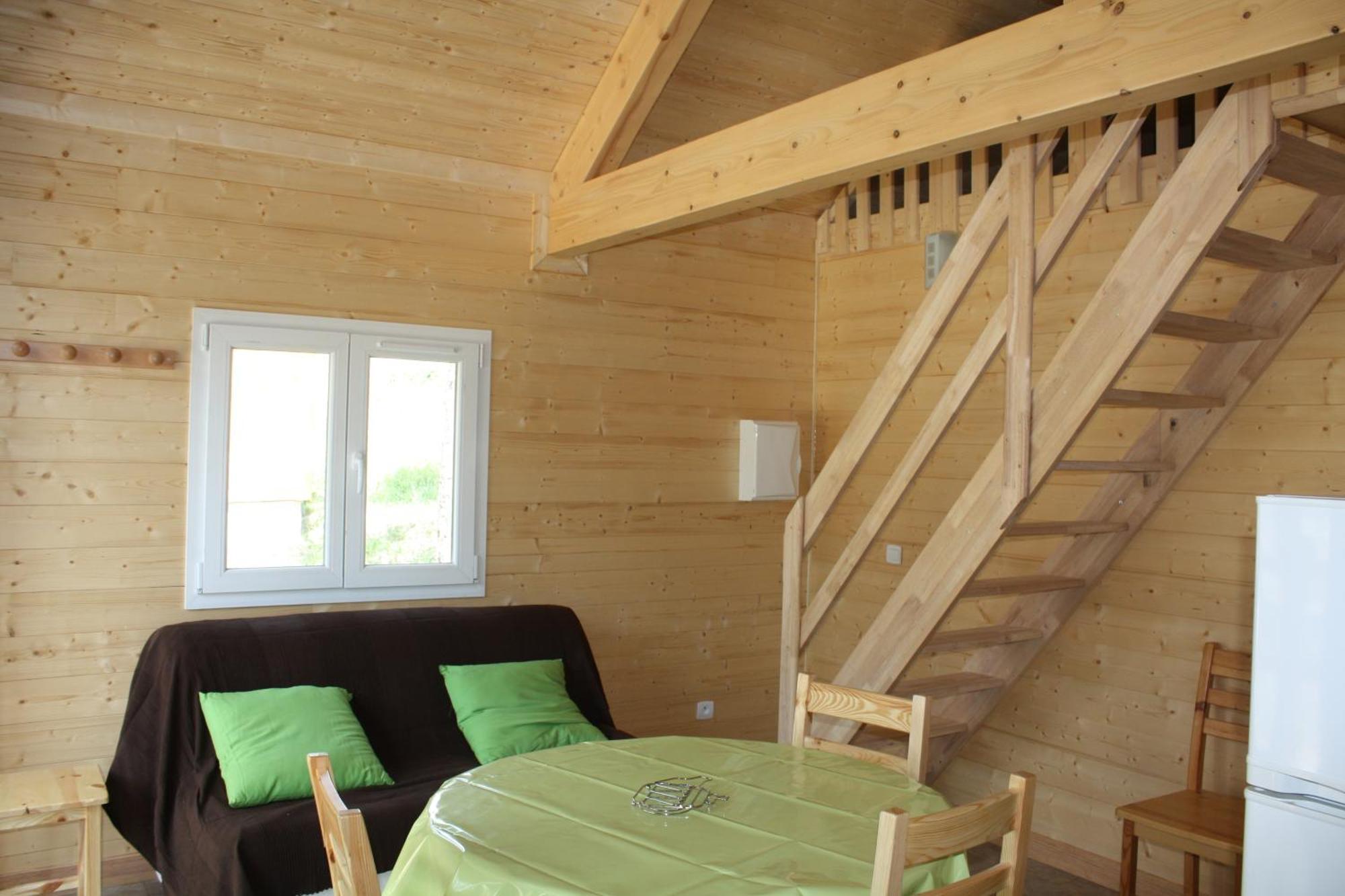 Parc Residentiel De Loisir : Le Loup Blanc Du Riou Hotel Барселонет Екстериор снимка