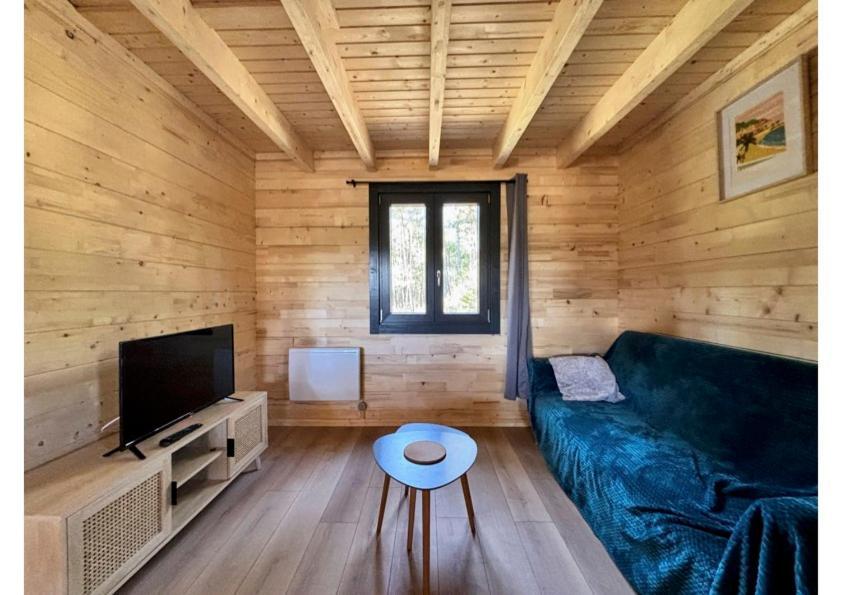 Parc Residentiel De Loisir : Le Loup Blanc Du Riou Hotel Барселонет Екстериор снимка